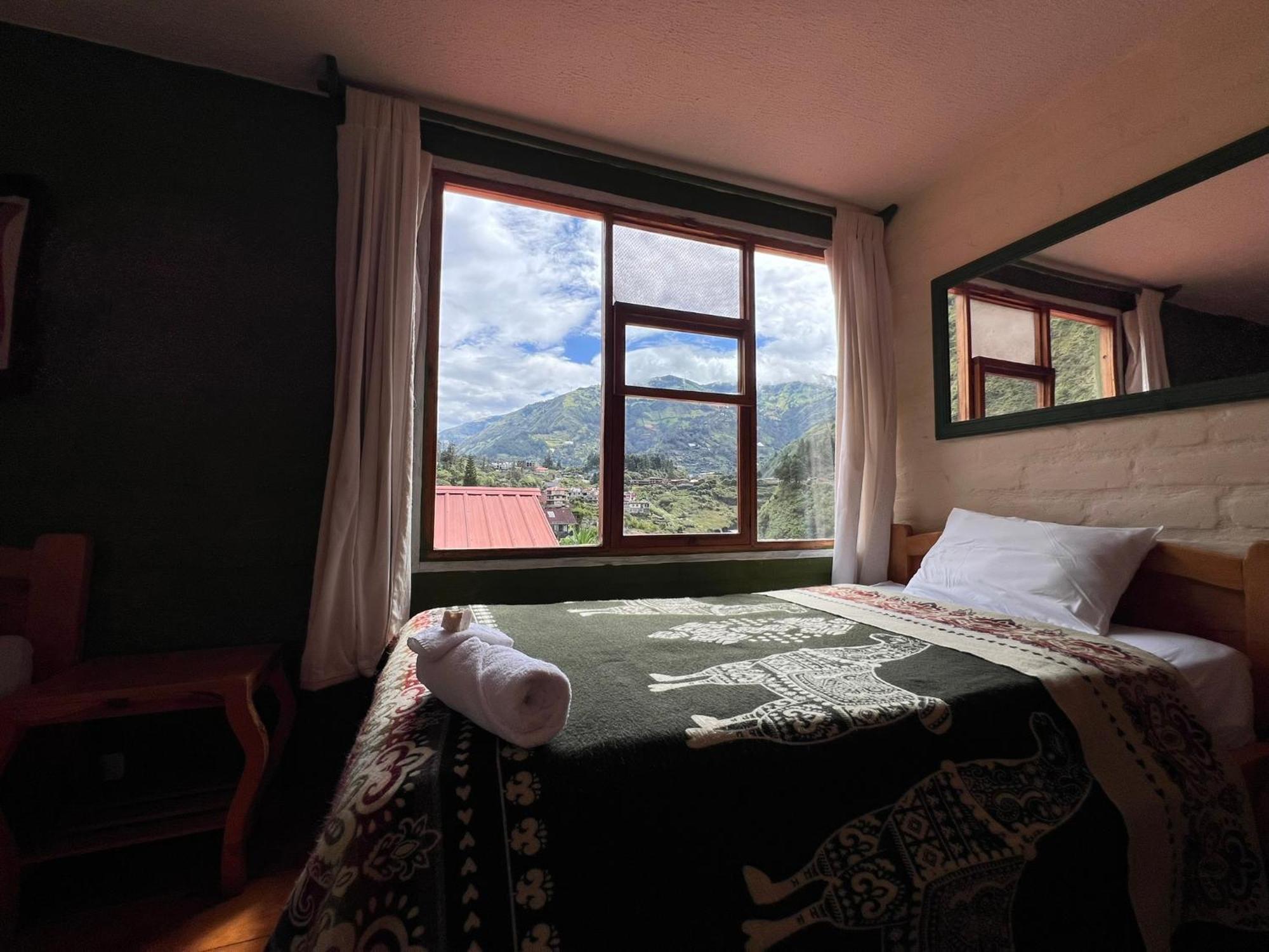 La Casa Verde Eco Guest House 巴尼奥斯 客房 照片