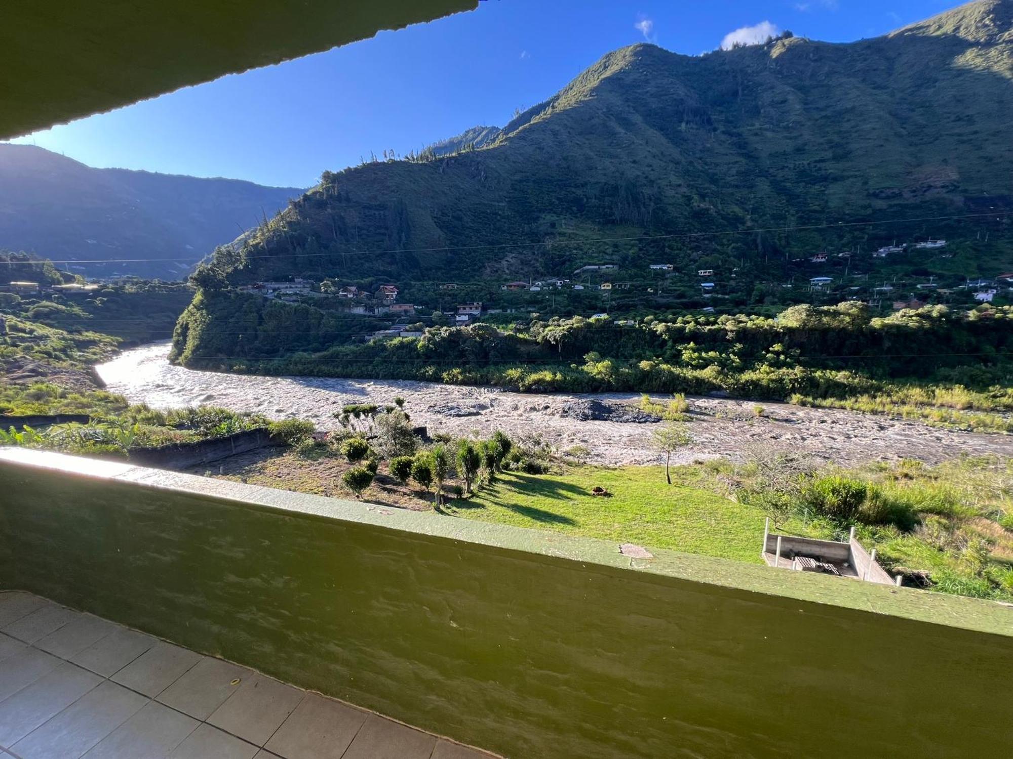 La Casa Verde Eco Guest House 巴尼奥斯 外观 照片