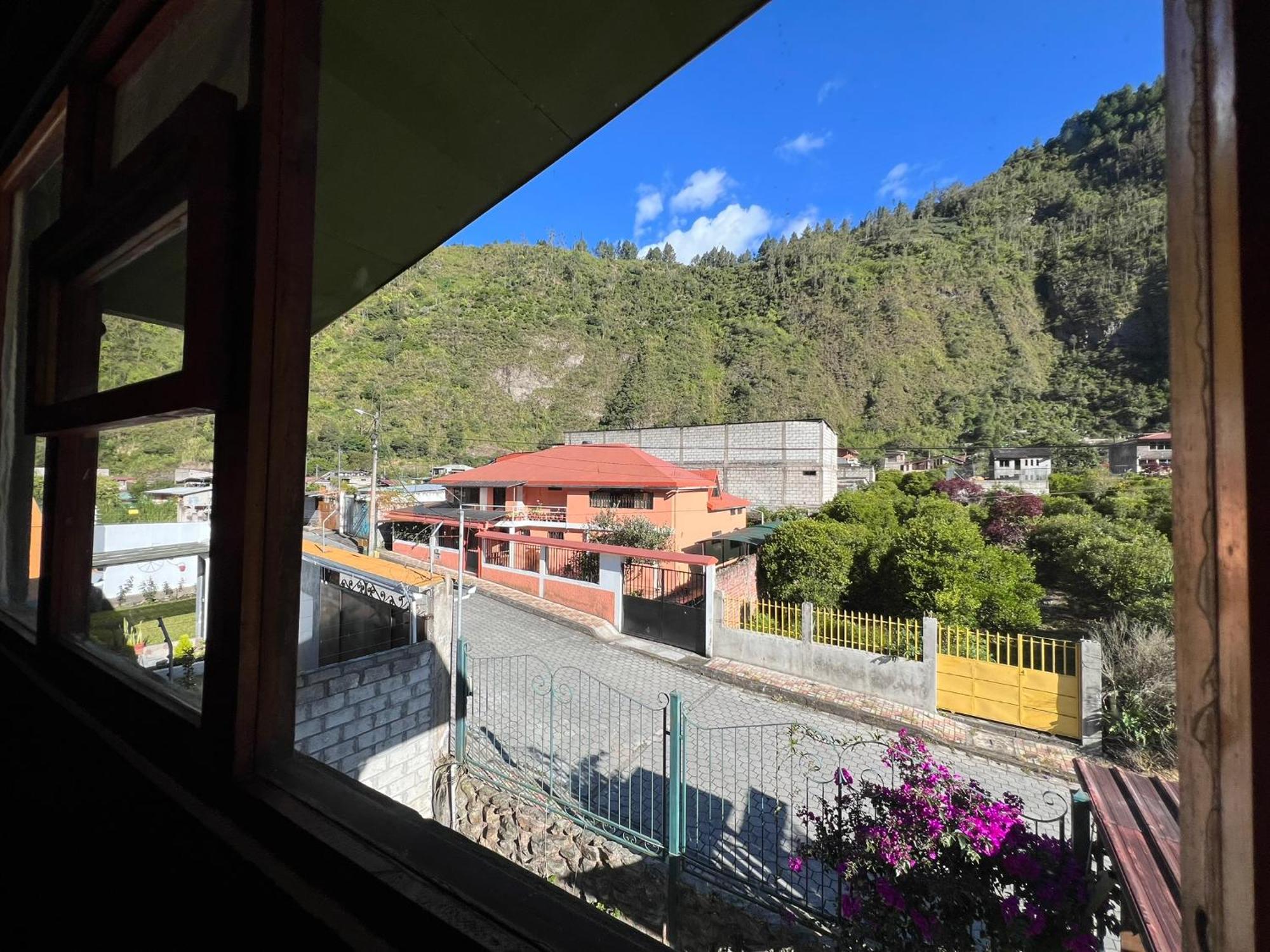 La Casa Verde Eco Guest House 巴尼奥斯 客房 照片
