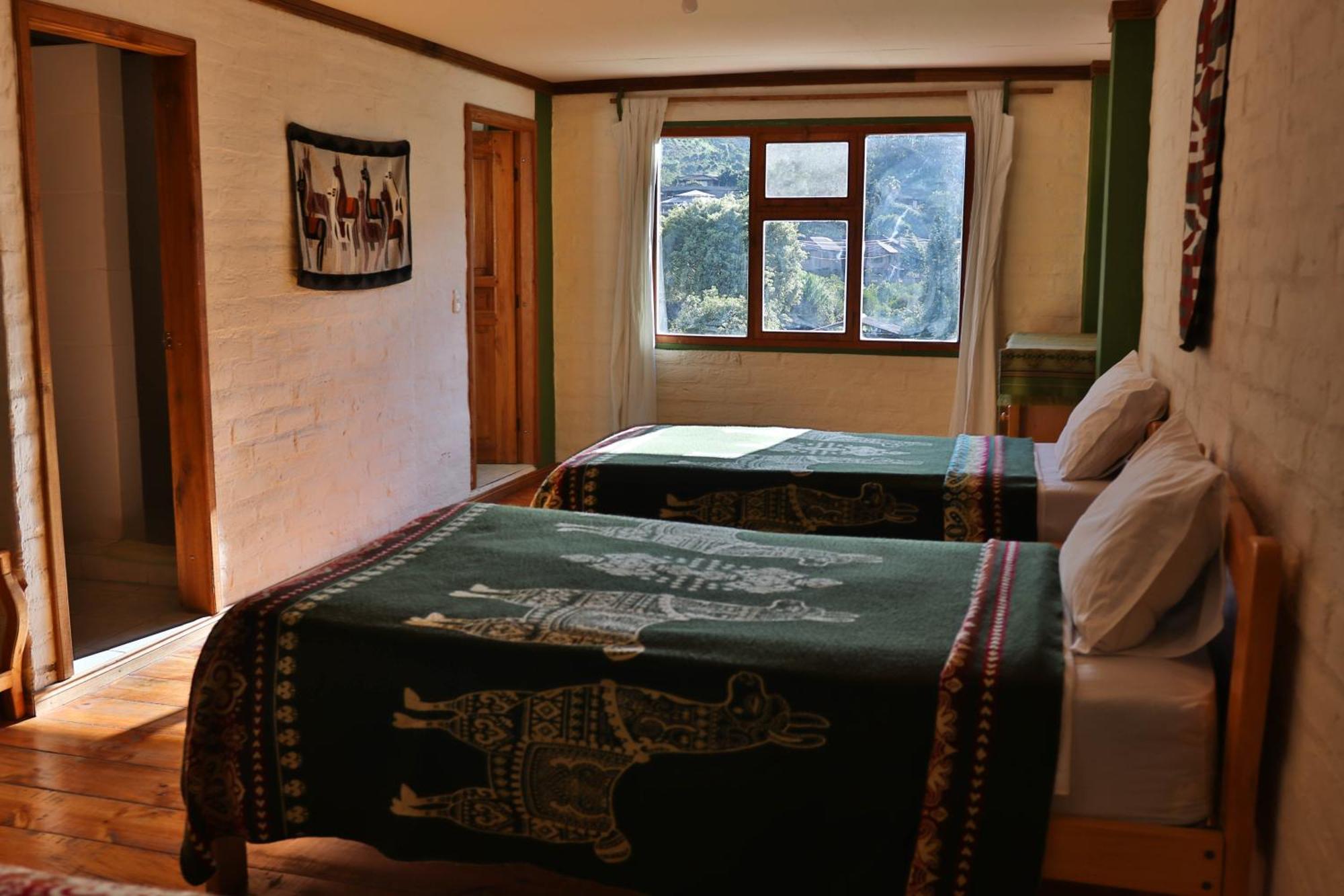 La Casa Verde Eco Guest House 巴尼奥斯 客房 照片