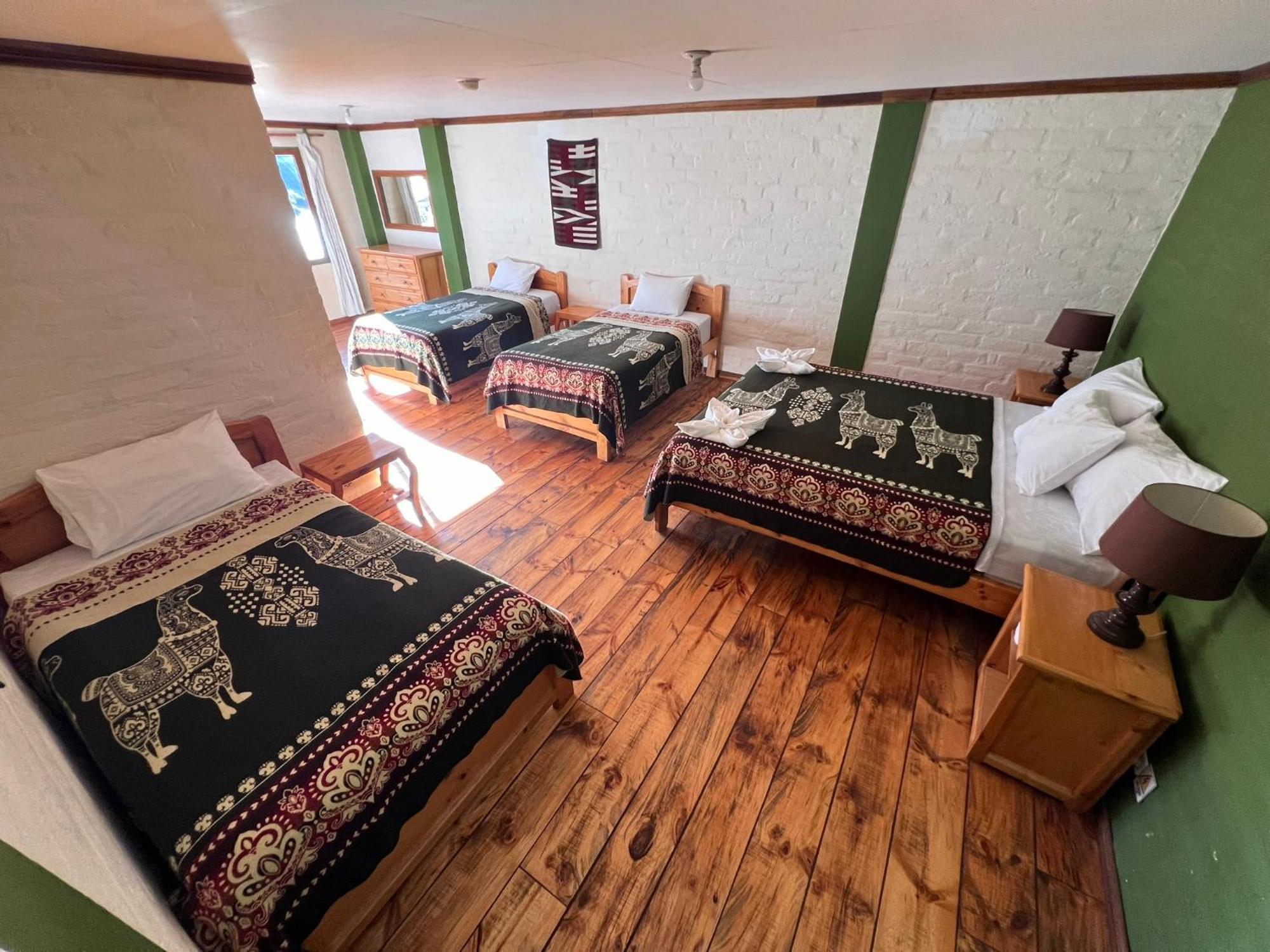 La Casa Verde Eco Guest House 巴尼奥斯 客房 照片