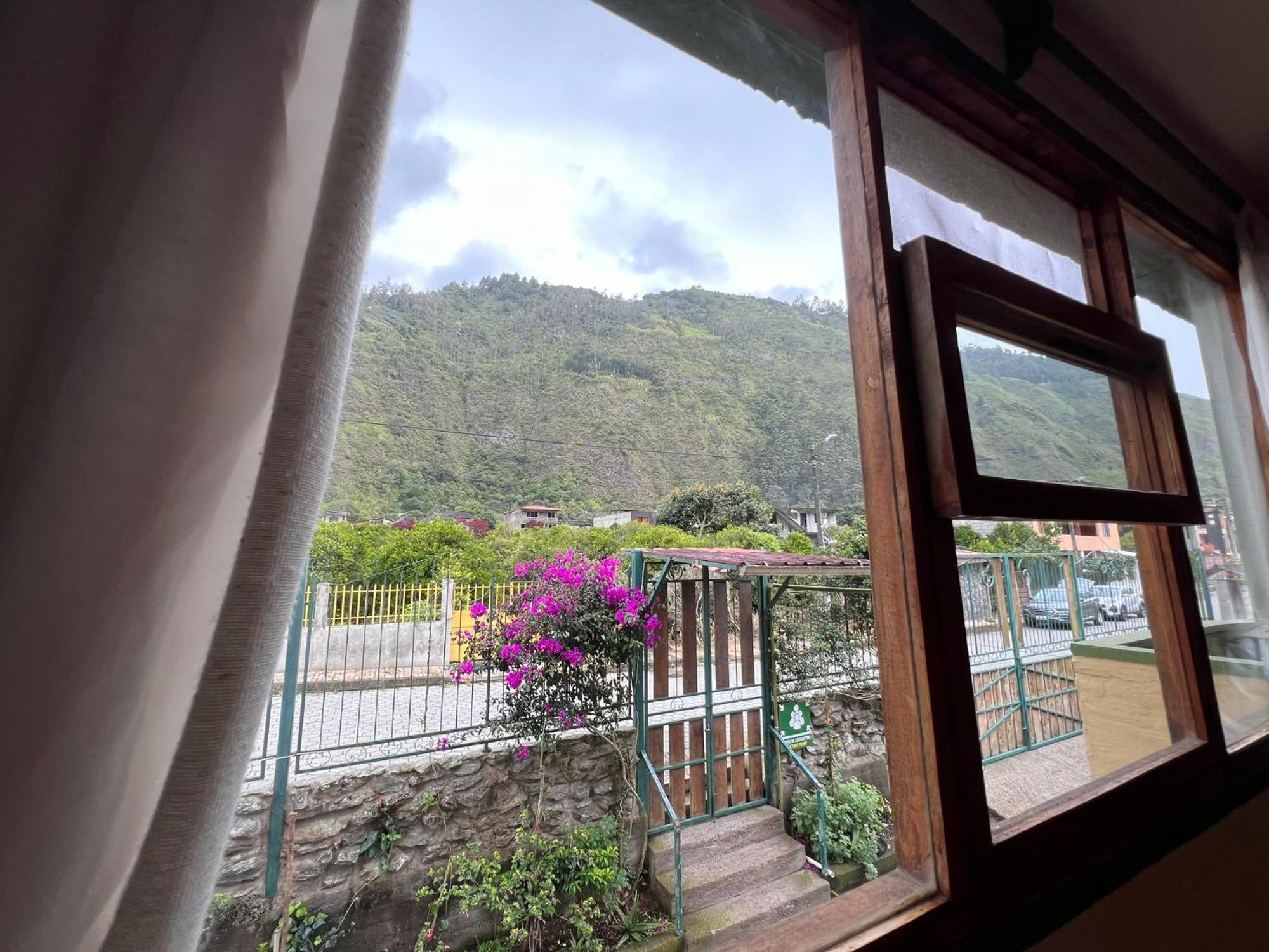 La Casa Verde Eco Guest House 巴尼奥斯 客房 照片