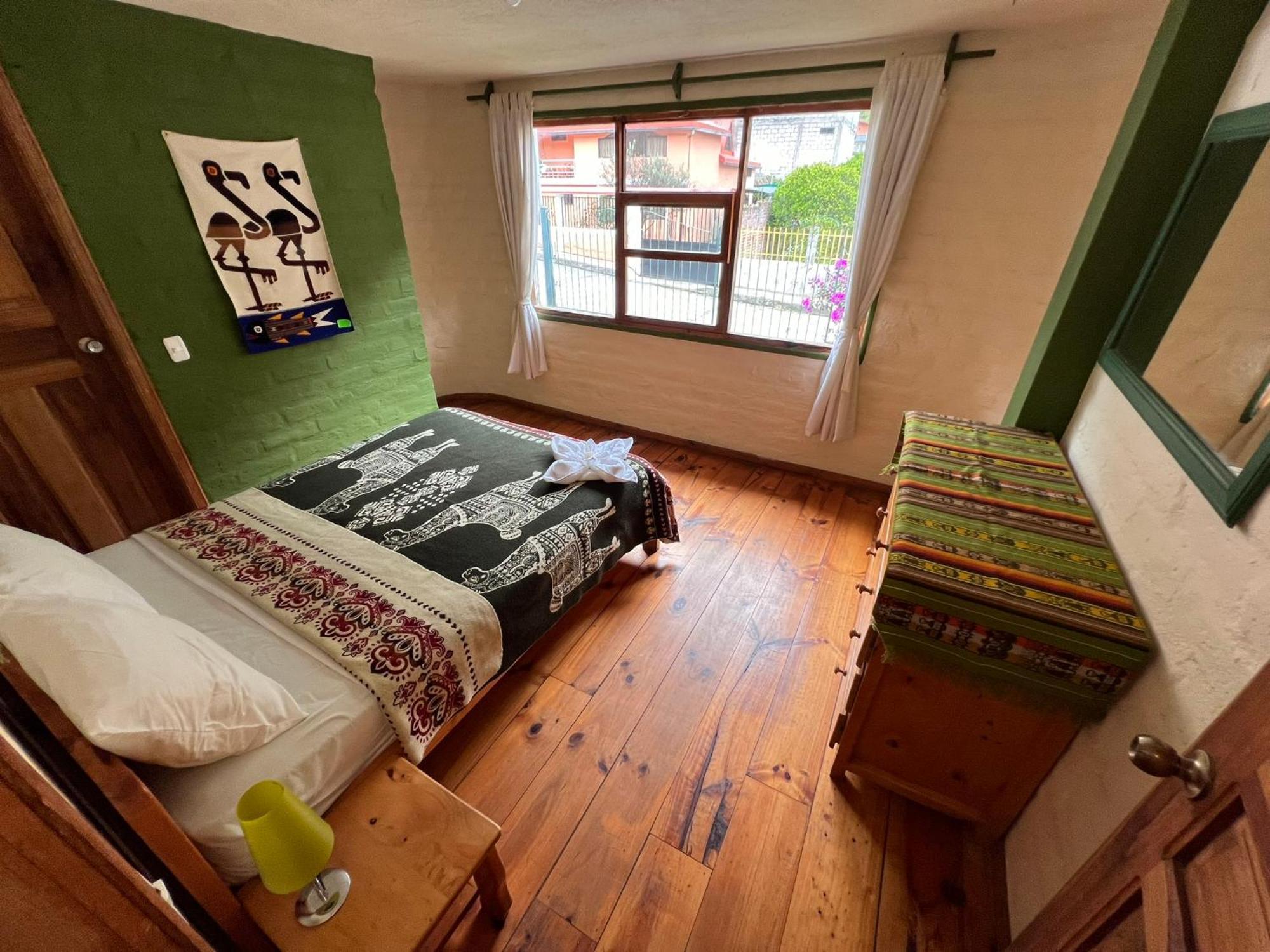La Casa Verde Eco Guest House 巴尼奥斯 客房 照片